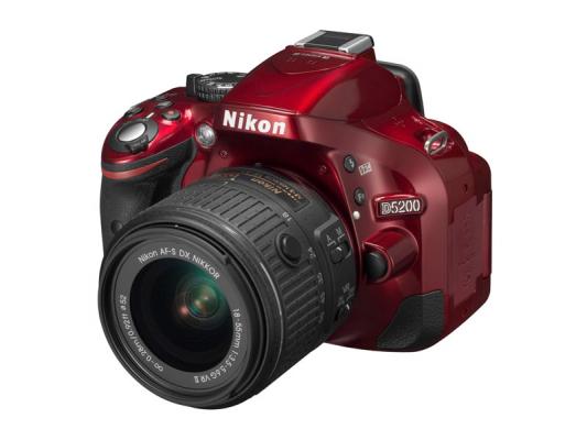 Фотоапарат Nikon D5200 Red kit (18-55mm VR II)