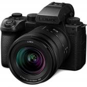 Фотоапарат Panasonic Lumix S5 IIX + Обектив Panasonic Lumix S 20-60mm f/3.5-5.6